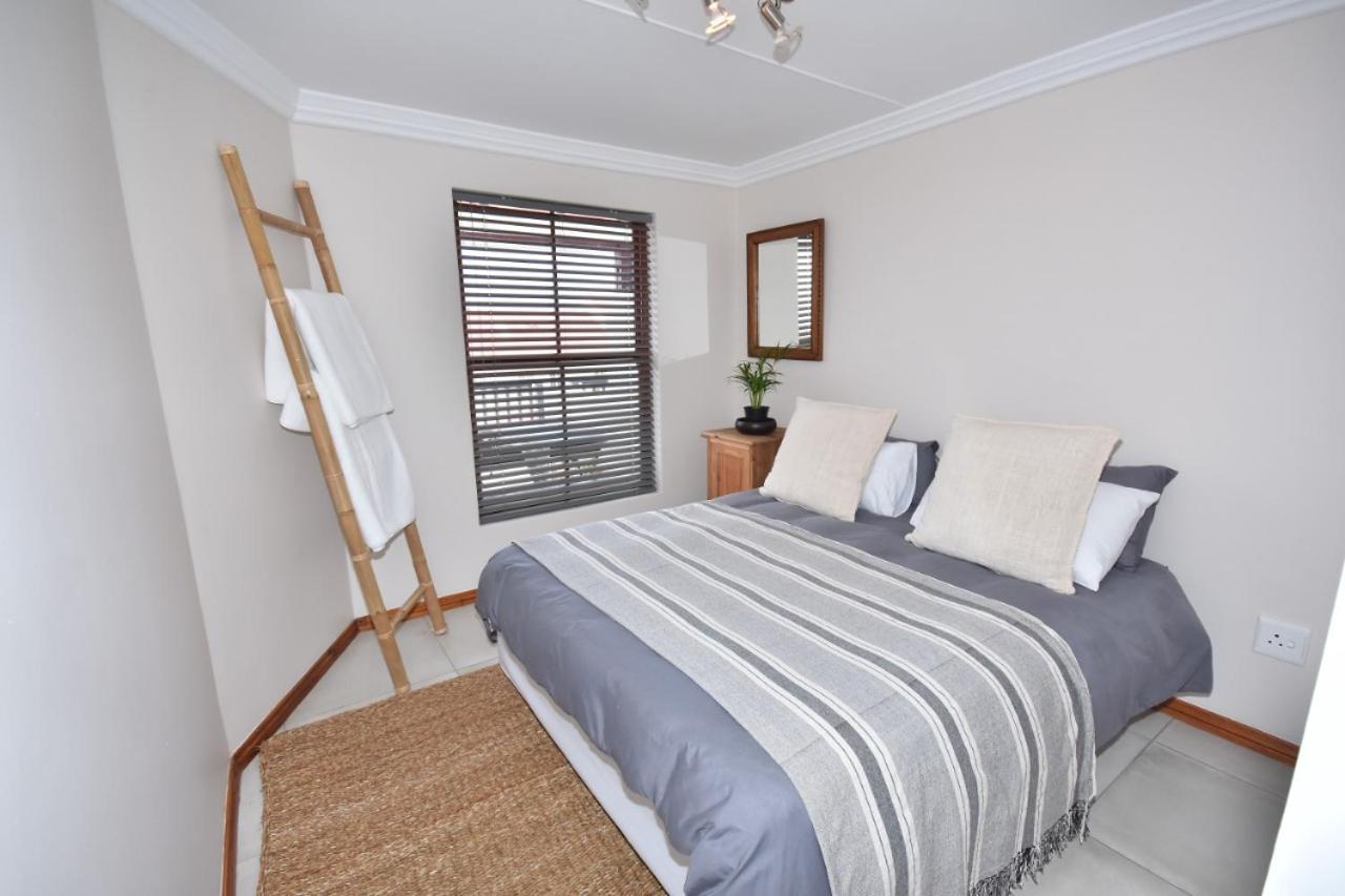Cyprus Manor 12 Apartment Mossel Bay Exterior photo