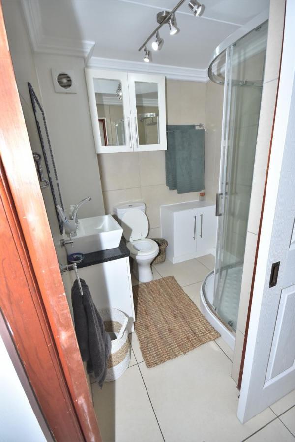 Cyprus Manor 12 Apartment Mossel Bay Exterior photo