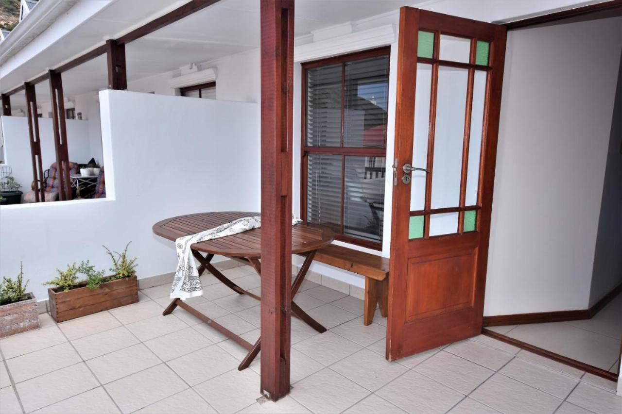 Cyprus Manor 12 Apartment Mossel Bay Exterior photo